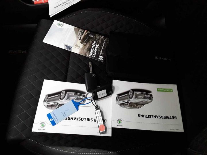 Photo 26 VIN: TMBJJ7NP8H7560769 - SKODA SUPERB 