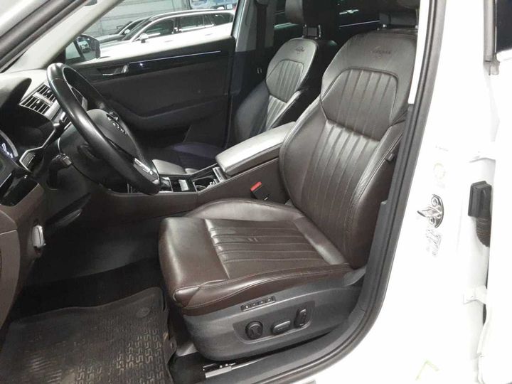 Photo 20 VIN: TMBJJ7NP9J7531190 - SKODA SUPERB 