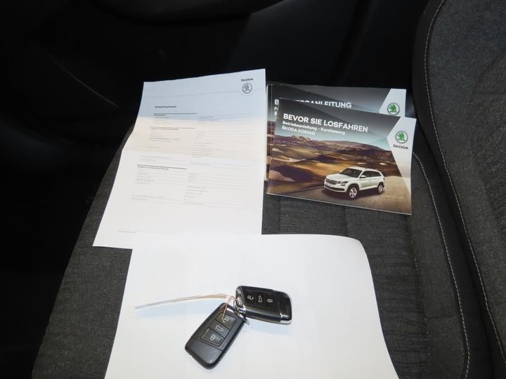 Photo 10 VIN: TMBJJ7NS2J8039521 - SKODA KODIAQ 