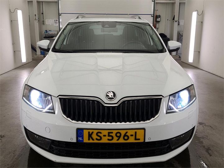 Photo 8 VIN: TMBJJ9NE2H0111249 - SKODA OCTAVIA 