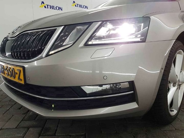 Photo 12 VIN: TMBJJ9NE2J0043251 - SKODA OCTAVIA 