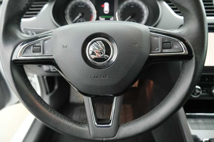 Photo 23 VIN: TMBJJ9NE5J0017081 - SKODA OCTAVIA 