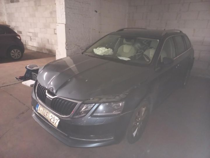 Photo 8 VIN: TMBJJ9NE6J0213739 - SKODA OCTAVIA COMBI 