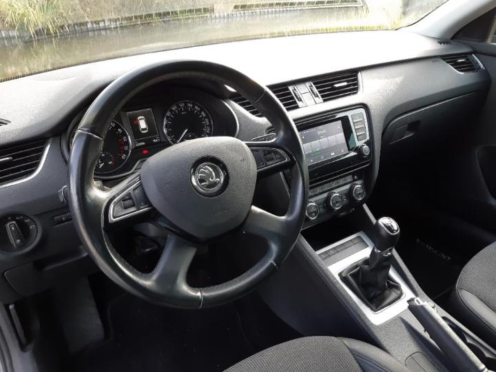 Photo 7 VIN: TMBJJ9NE8F0092087 - SKODA OCTAVIA 