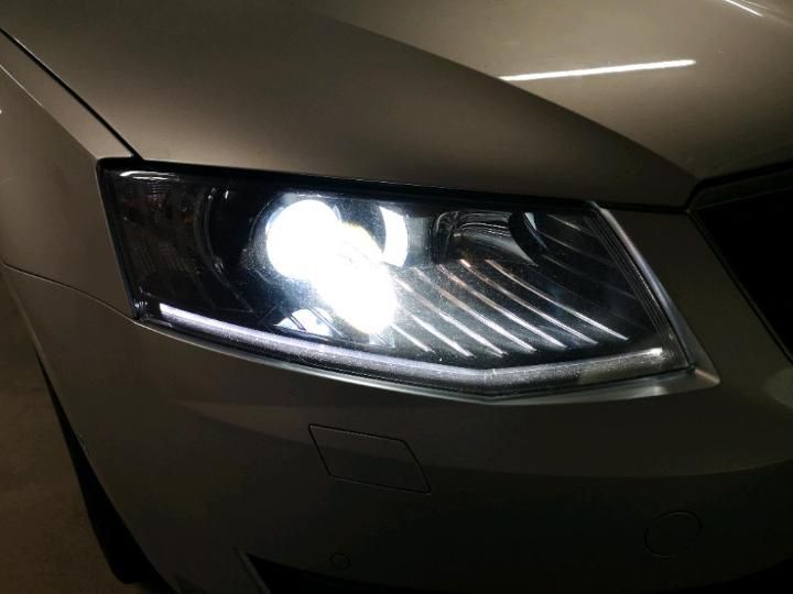 Photo 11 VIN: TMBJJ9NE8H0089841 - SKODA OCTAVIA 