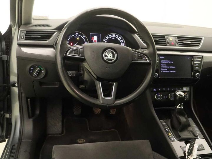 Photo 15 VIN: TMBJJ9NP0H7547798 - SKODA SUPERB 