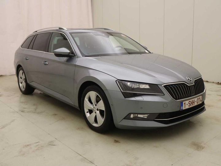 Photo 8 VIN: TMBJJ9NP0H7547798 - SKODA SUPERB 