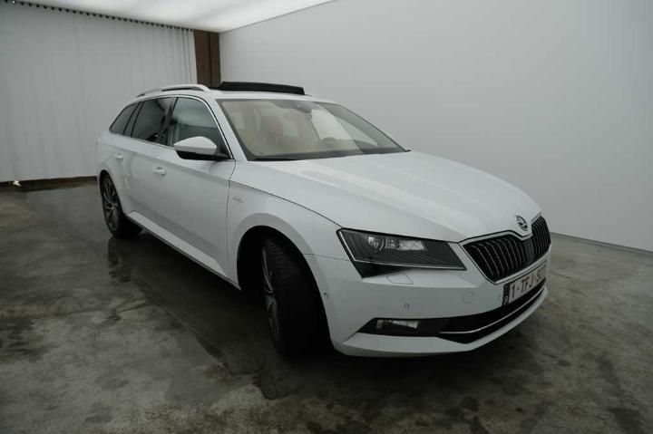 Photo 8 VIN: TMBJJ9NP1H7041235 - SKODA SUPERB 