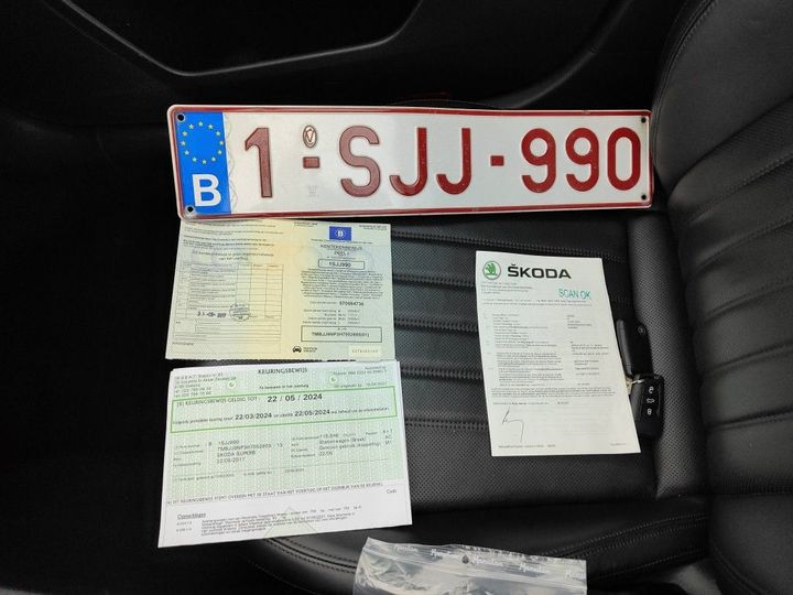 Photo 9 VIN: TMBJJ9NP3H7552655 - SKODA SUPERB 