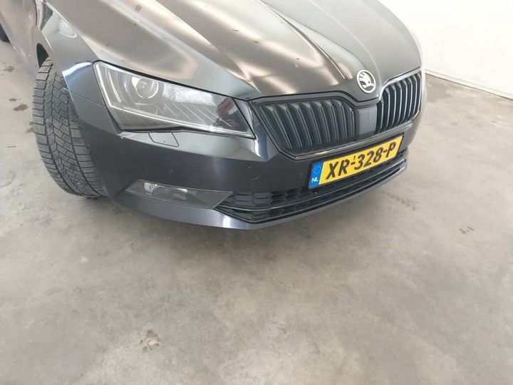 Photo 16 VIN: TMBJJ9NP5J7547933 - SKODA SUPERB 