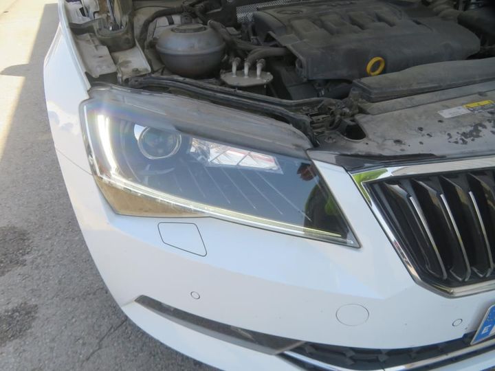 Photo 29 VIN: TMBJJ9NP7J7524606 - SKODA SUPERB 