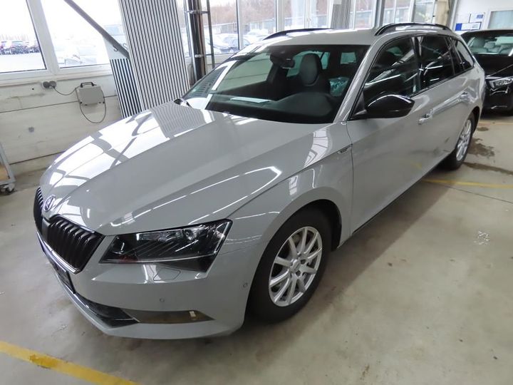 Photo 1 VIN: TMBJJ9NPXJ7573170 - SKODA SUPERB 