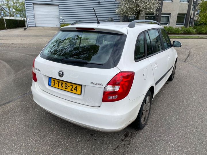 Photo 2 VIN: TMBJK25J5E3103562 - SKODA FABIA 