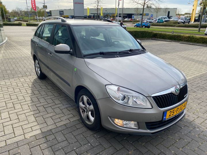 Photo 0 VIN: TMBJK25J6B3151440 - SKODA FABIA 