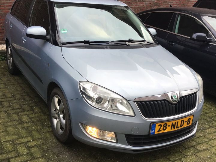 Photo 4 VIN: TMBJK25J8B3088003 - SKODA FABIA 