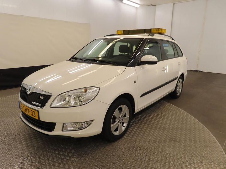 Photo 0 VIN: TMBJK25JXE3096558 - SKODA FABIA COMBI 