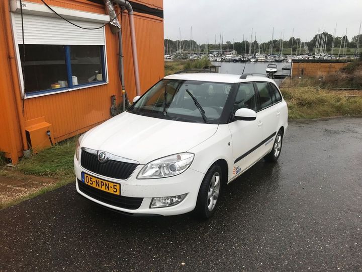 Photo 1 VIN: TMBJK65J2B3094287 - SKODA FABIA 