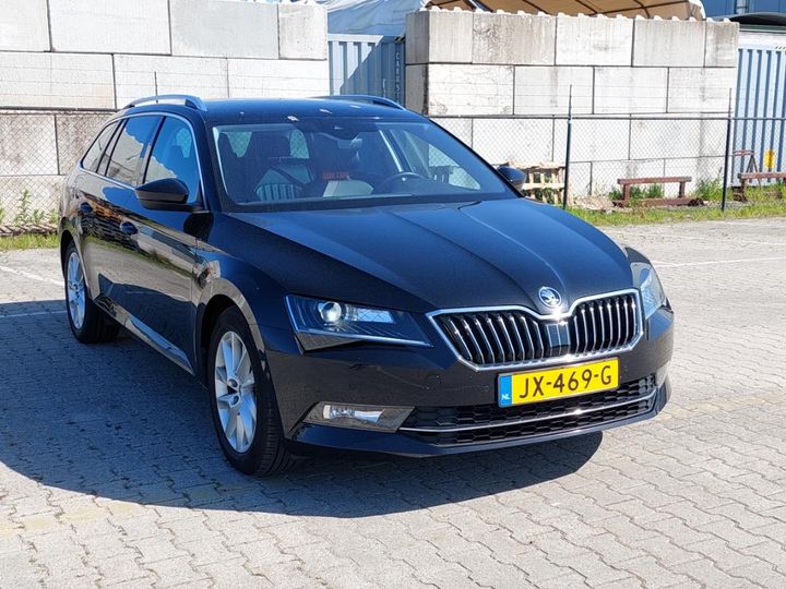 Photo 2 VIN: TMBJL9NP3H7012989 - SKODA SUPERB 