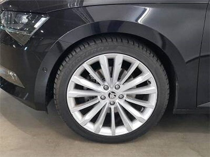 Photo 7 VIN: TMBJL9NP9J7521099 - SKODA SUPERB 