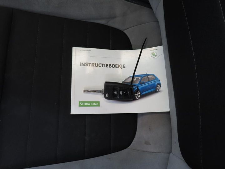 Photo 13 VIN: TMBJM6NJ1HZ088612 - SKODA FABIA 