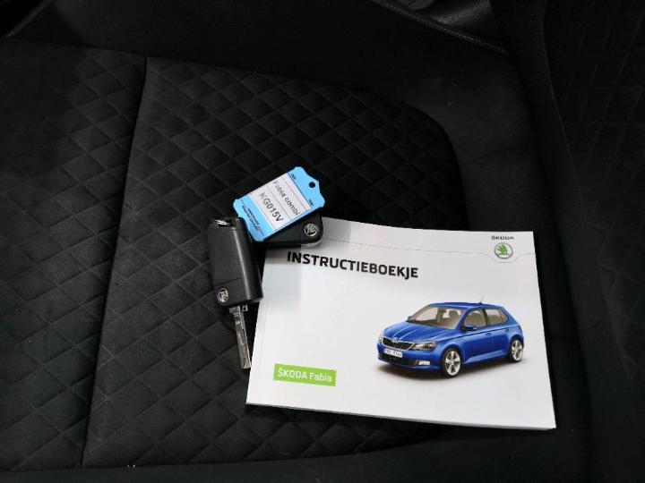 Photo 15 VIN: TMBJM6NJ3HZ038620 - SKODA FABIA 