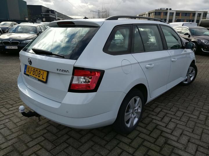 Photo 2 VIN: TMBJM6NJ4HZ114233 - SKODA FABIA 