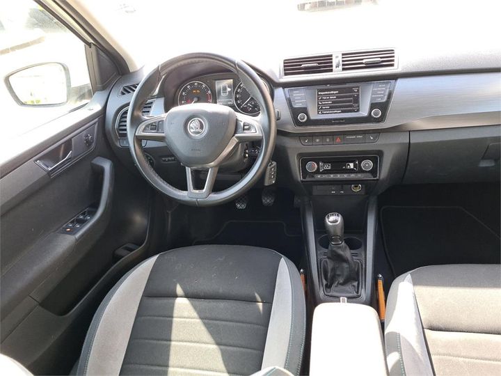 Photo 6 VIN: TMBJM6NJ6HZ026770 - SKODA FABIA 