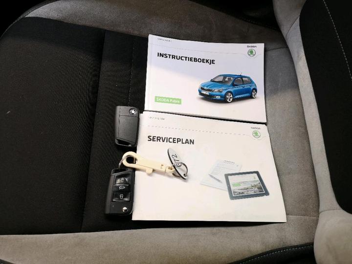 Photo 9 VIN: TMBJM6NJXGZ161197 - SKODA FABIA 