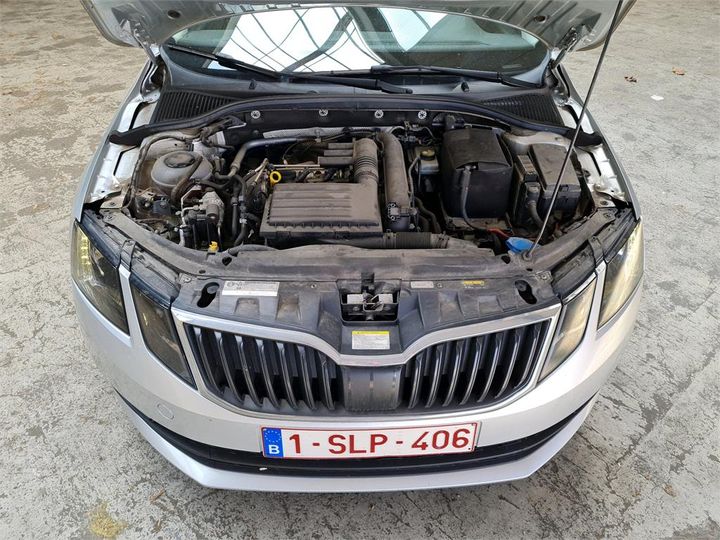 Photo 21 VIN: TMBJM7NE9J0092233 - SKODA OCTAVIA 