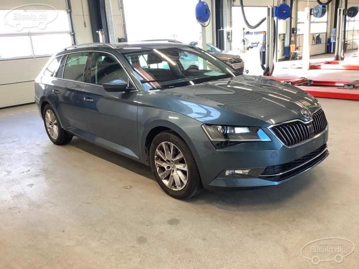 Photo 23 VIN: TMBJN7NP1K7045981 - SKODA SUPERB 