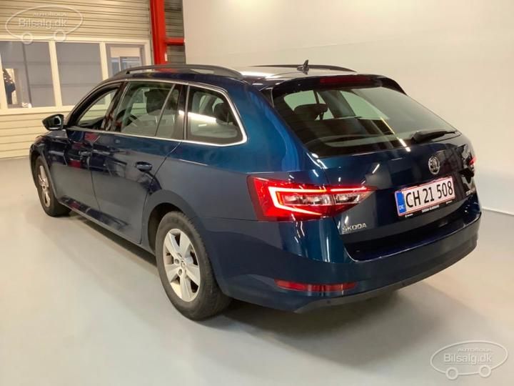 Photo 6 VIN: TMBJN7NP5K7042372 - SKODA SUPERB 