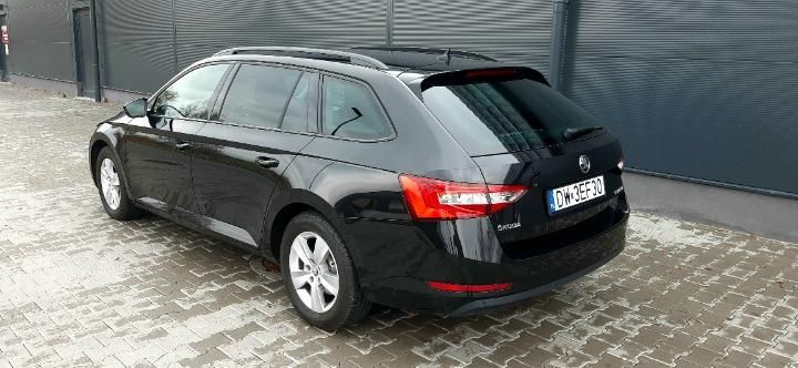 Photo 3 VIN: TMBJN7NPXK7061497 - SKODA SUPERB ESTATE 