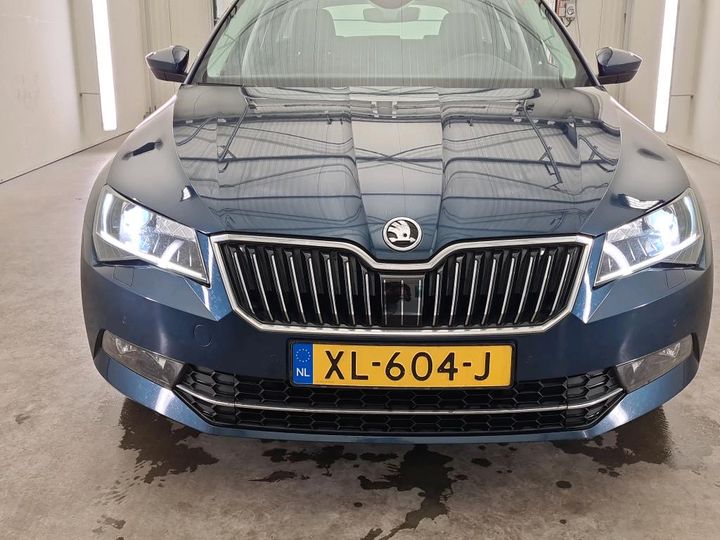 Photo 4 VIN: TMBJN9NP3K7044424 - SKODA SUPERB 