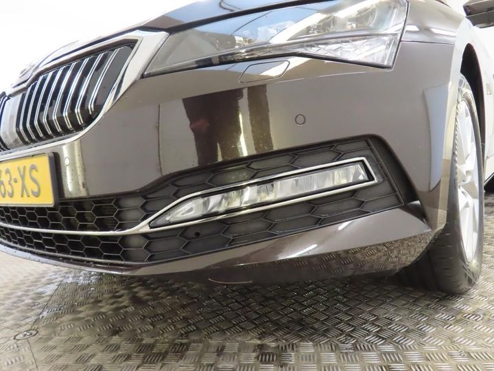 Photo 17 VIN: TMBJN9NP3M7026847 - SKODA SUPERB 