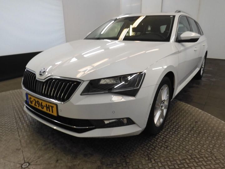 Photo 1 VIN: TMBJN9NP5K7027057 - SKODA SUPERB COMBI 