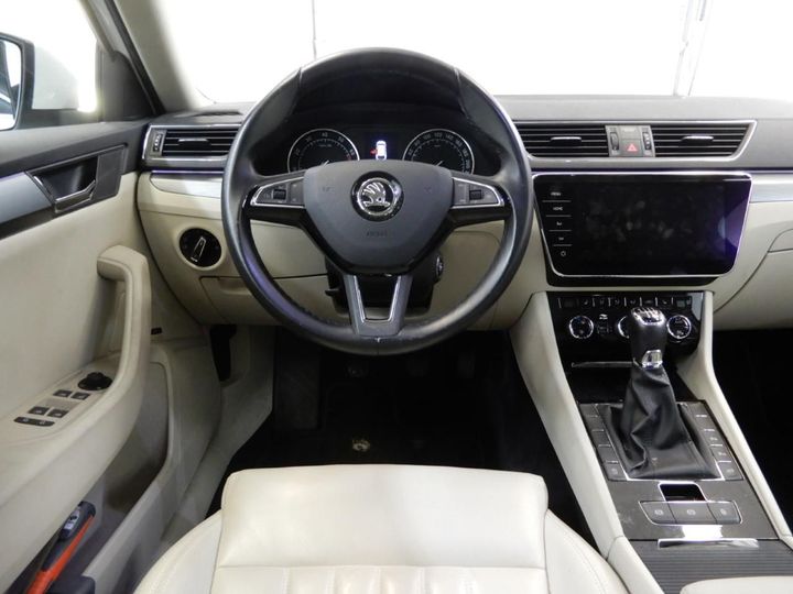 Photo 3 VIN: TMBJN9NP6K7021882 - SKODA SUPERB COMBI 