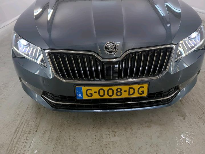 Photo 4 VIN: TMBJN9NP6K7046412 - SKODA SUPERB 