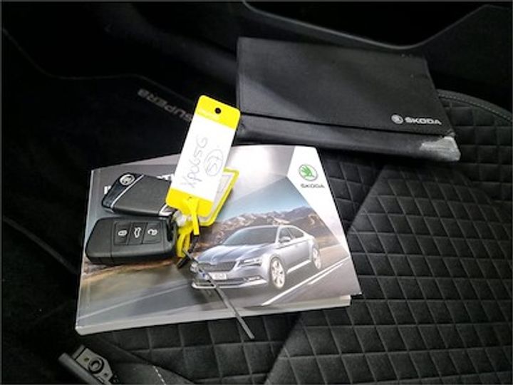 Photo 6 VIN: TMBJN9NPXK7051242 - SKODA SUPERB COMBI 