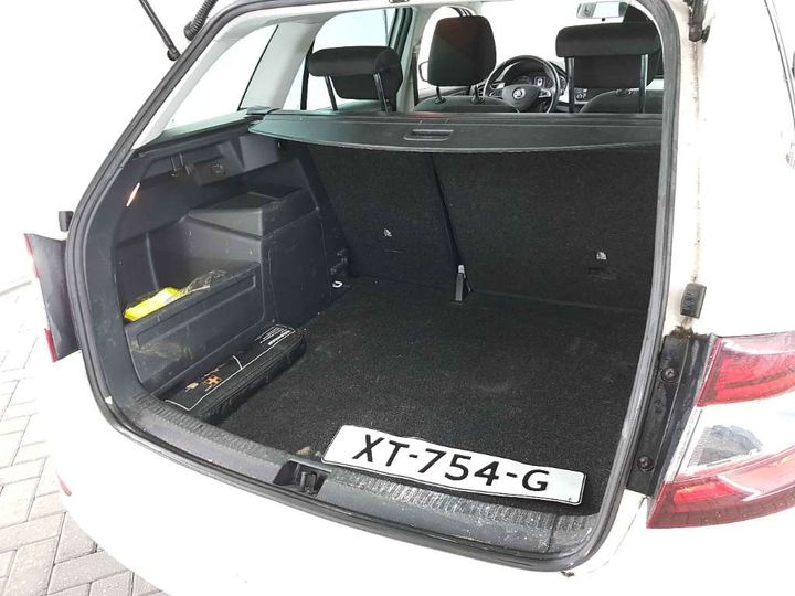 Photo 6 VIN: TMBJP6NJ0KZ109951 - SKODA FABIA 