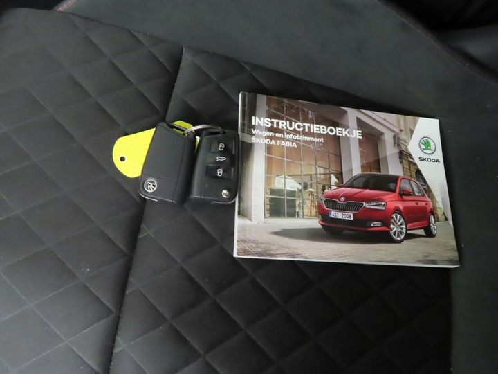 Photo 9 VIN: TMBJP6NJ0KZ132730 - SKODA FABIA 