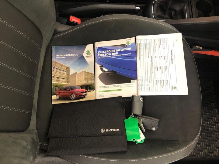 Photo 3 VIN: TMBJP6NJ1LZ032864 - SKODA FABIA 