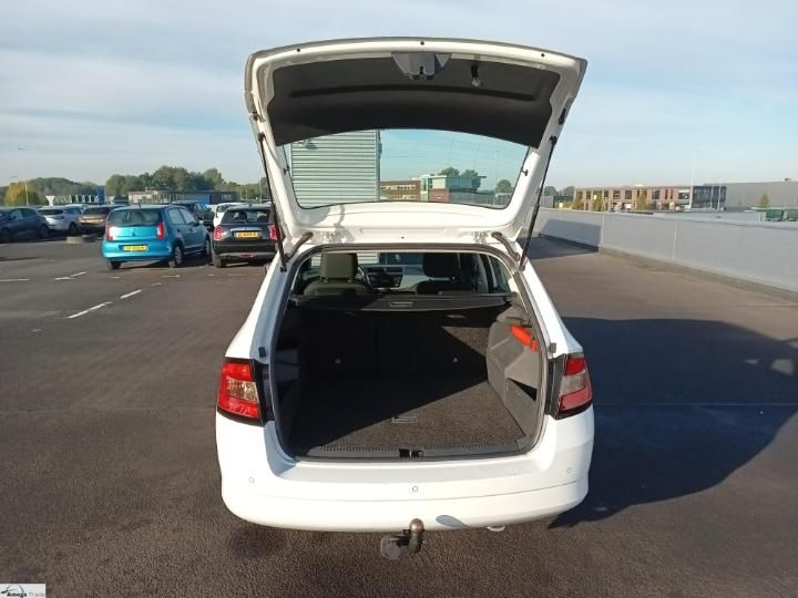 Photo 5 VIN: TMBJP6NJ4JZ051549 - SKODA FABIA 