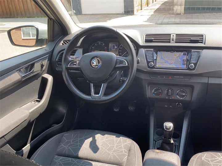 Photo 6 VIN: TMBJP6NJ7JZ185276 - SKODA FABIA 