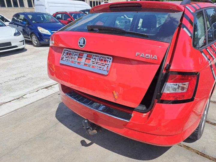 Photo 23 VIN: TMBJP6NJ8JZ215689 - SKODA FABIA 