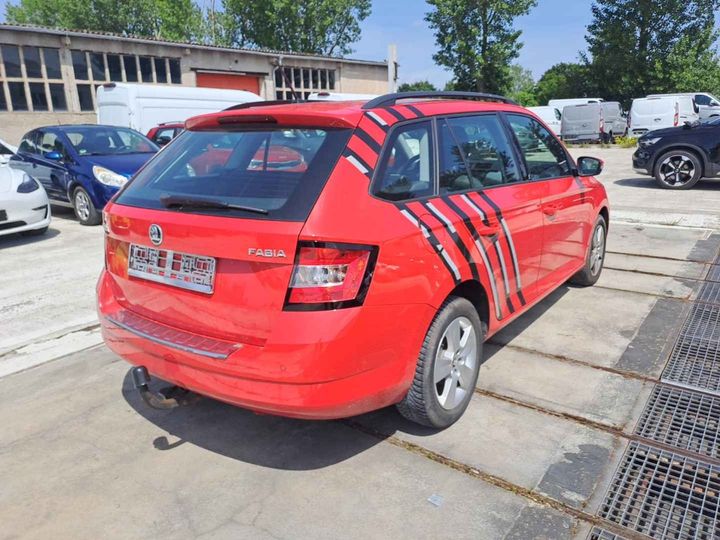 Photo 3 VIN: TMBJP6NJ8JZ215689 - SKODA FABIA 