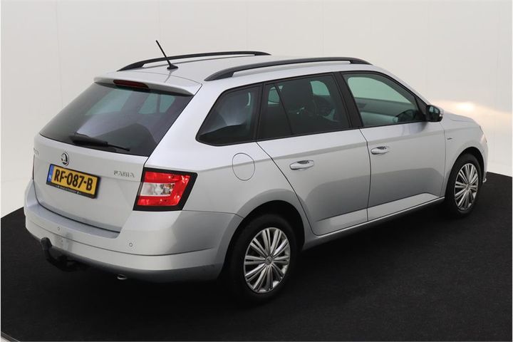 Photo 3 VIN: TMBJP6NJXJZ059820 - SKODA FABIA 