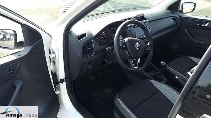 Photo 11 VIN: TMBJP6NJXJZ216391 - SKODA FABIA 