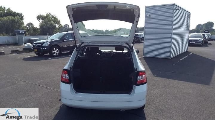 Photo 6 VIN: TMBJP6NJXJZ216391 - SKODA FABIA 