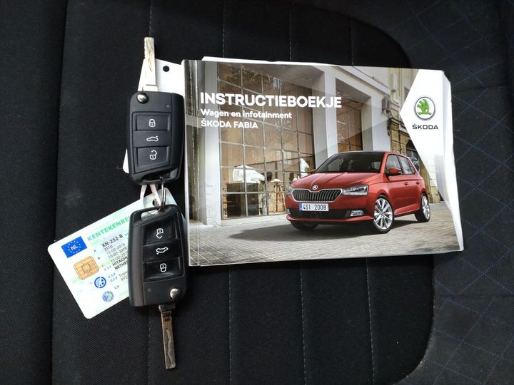 Photo 10 VIN: TMBJP6NJXKZ082516 - SKODA FABIA 