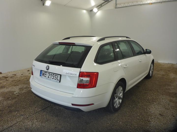 Photo 4 VIN: TMBJP7NE1J0246067 - SKODA OCTAVIA 